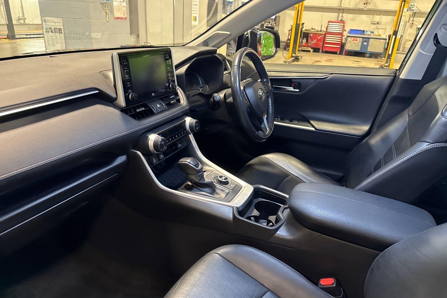 Toyota RAV4 Photo 17