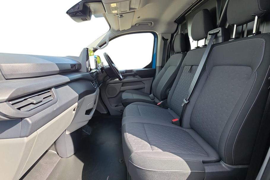 Used FORD TRANSIT CUSTOM WP75URZ 10