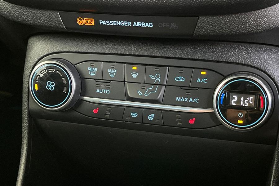 Ford FIESTA Photo autoimg-488827ae63f9ff710e835cf90d0e8fc5ce36539b.jpg