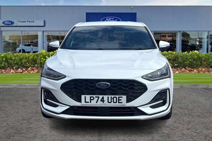 Ford Focus Photo autoimg-488f42e767e40db78bda567bc05849459924fa49.jpg