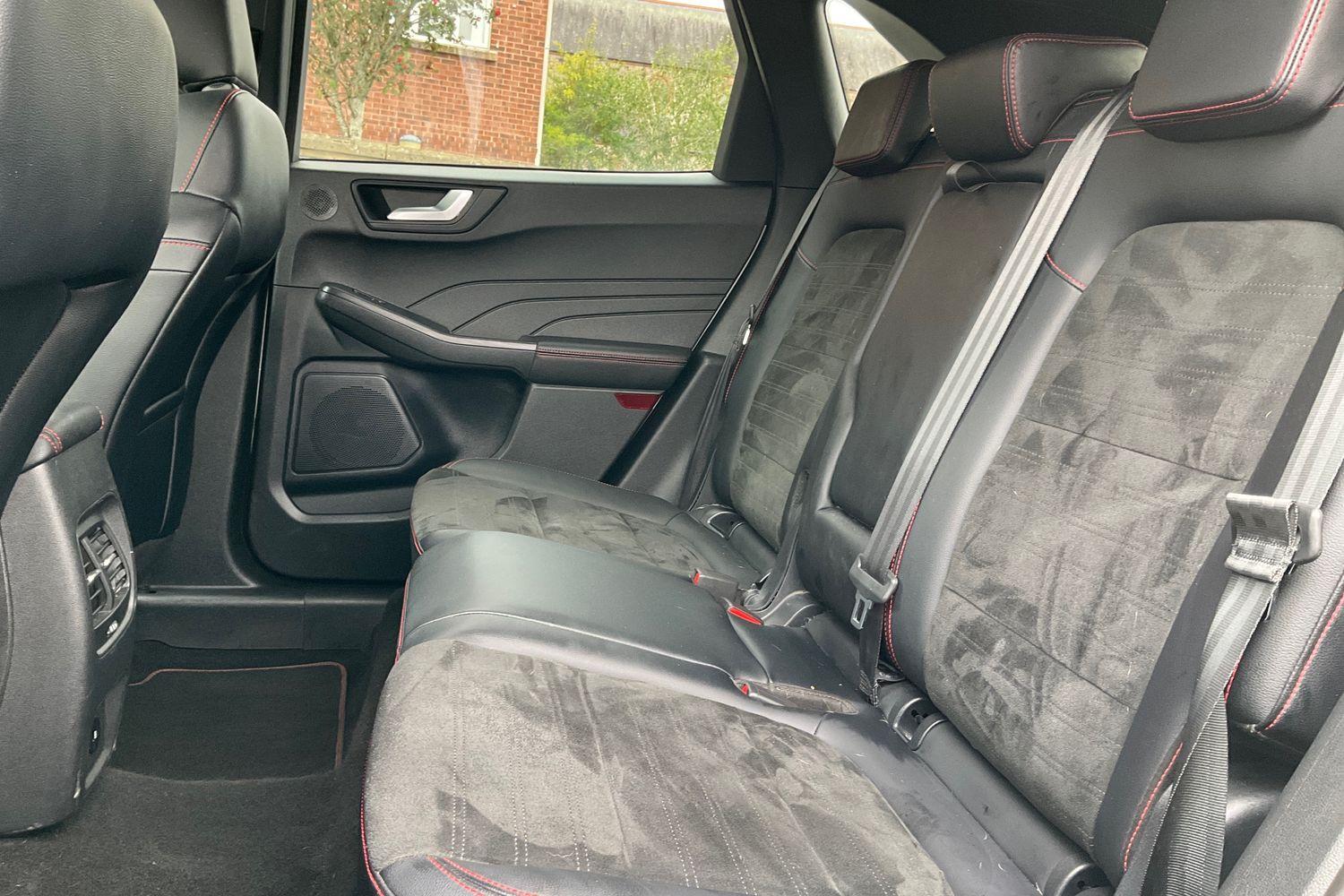 Ford KUGA Photo 19