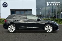 VOLKSWAGEN Golf Photo 4