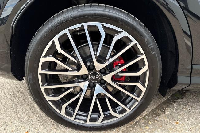 AUDI SQ5 Photo 32