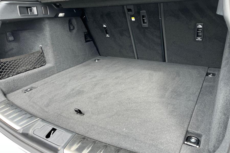 Jaguar F-PACE Photo autoimg-48963e084fd4be95e059c66a9b6c169550471839.jpg