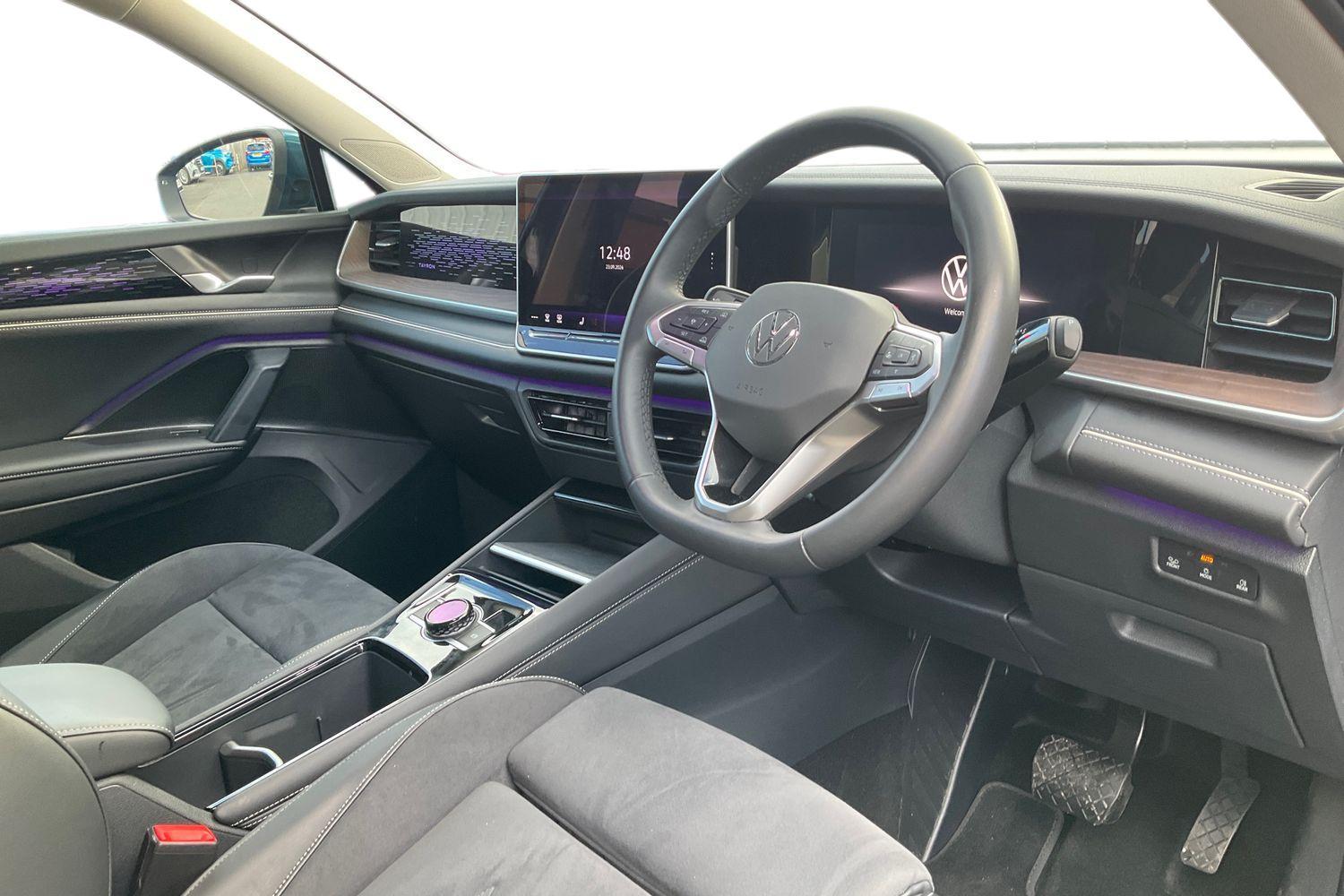 Volkswagen TAYRON Photo 8