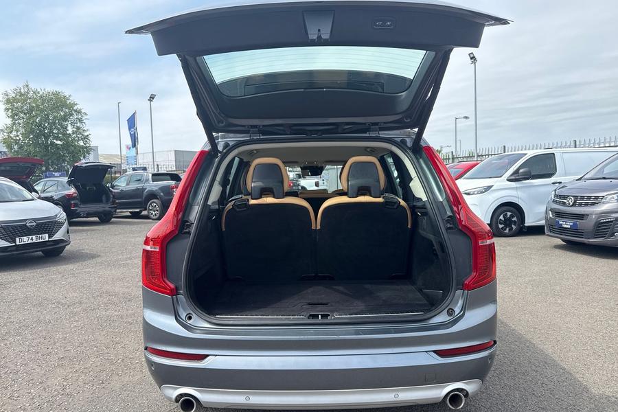 Volvo XC90 Photo autoimg-4899f2d0462f03b2f1fc4c625dde2a40d92addd6.jpg