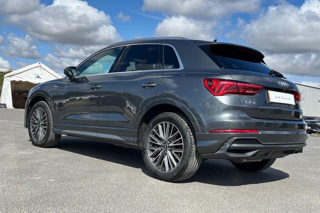 AUDI Q3 Photo 59