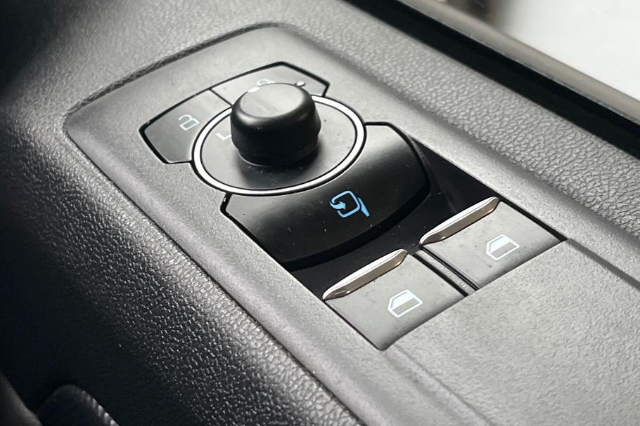 Used Ford TRANSIT CUSTOM 20