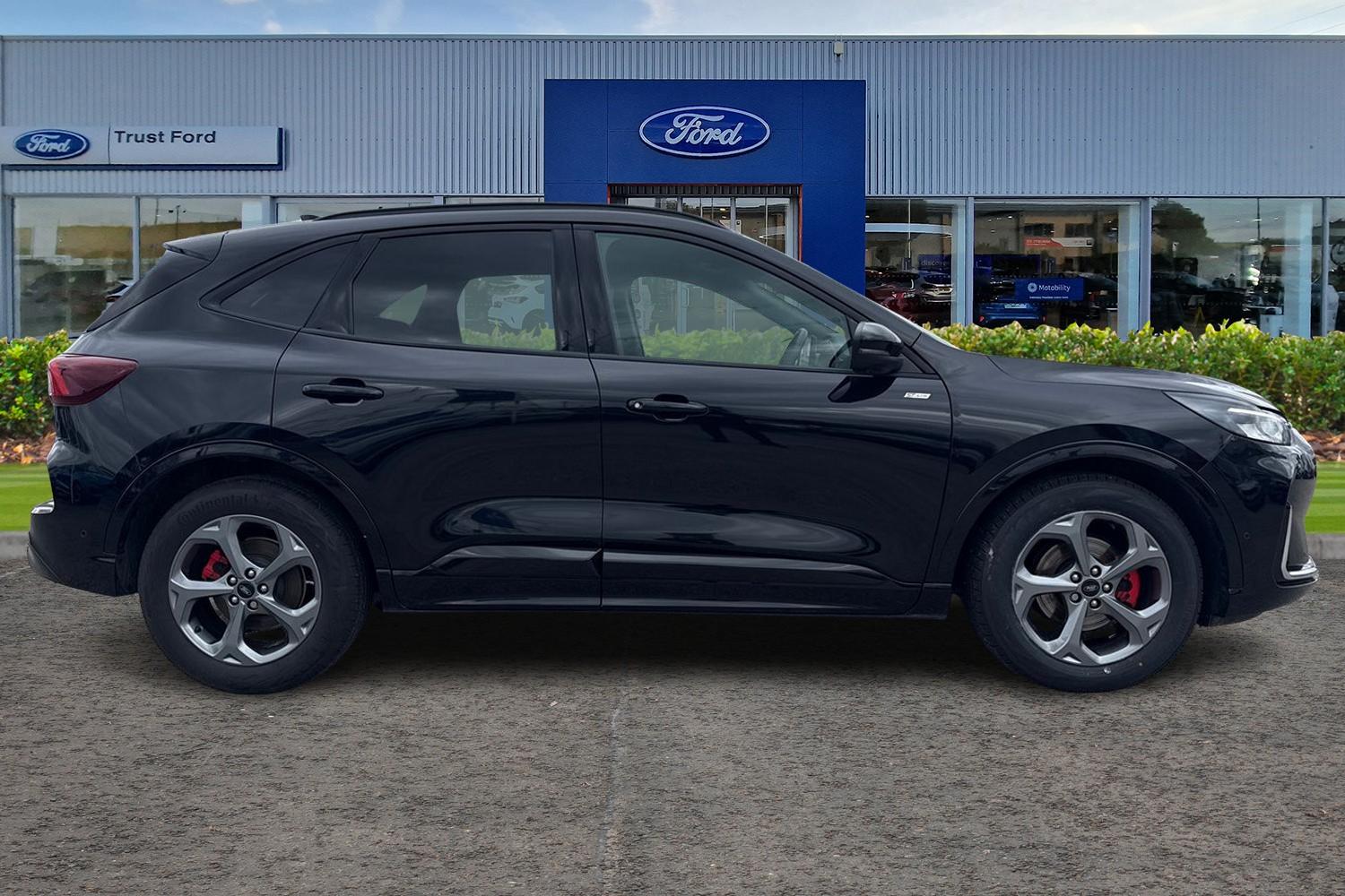 Ford KUGA Photo 2