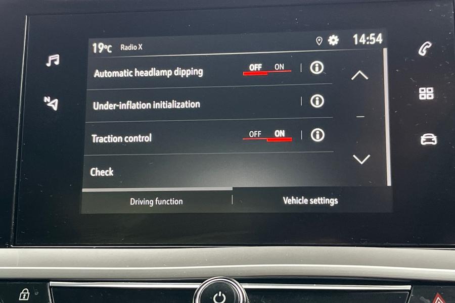 Vauxhall Mokka Photo autoimg-48b01fa963d2e4c9585fd40f51a91ae04f9618ba.jpg