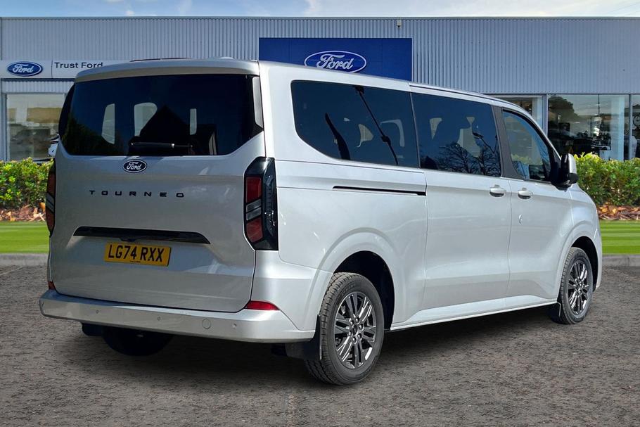 Used Ford TOURNEO CUSTOM LG74RXX 4
