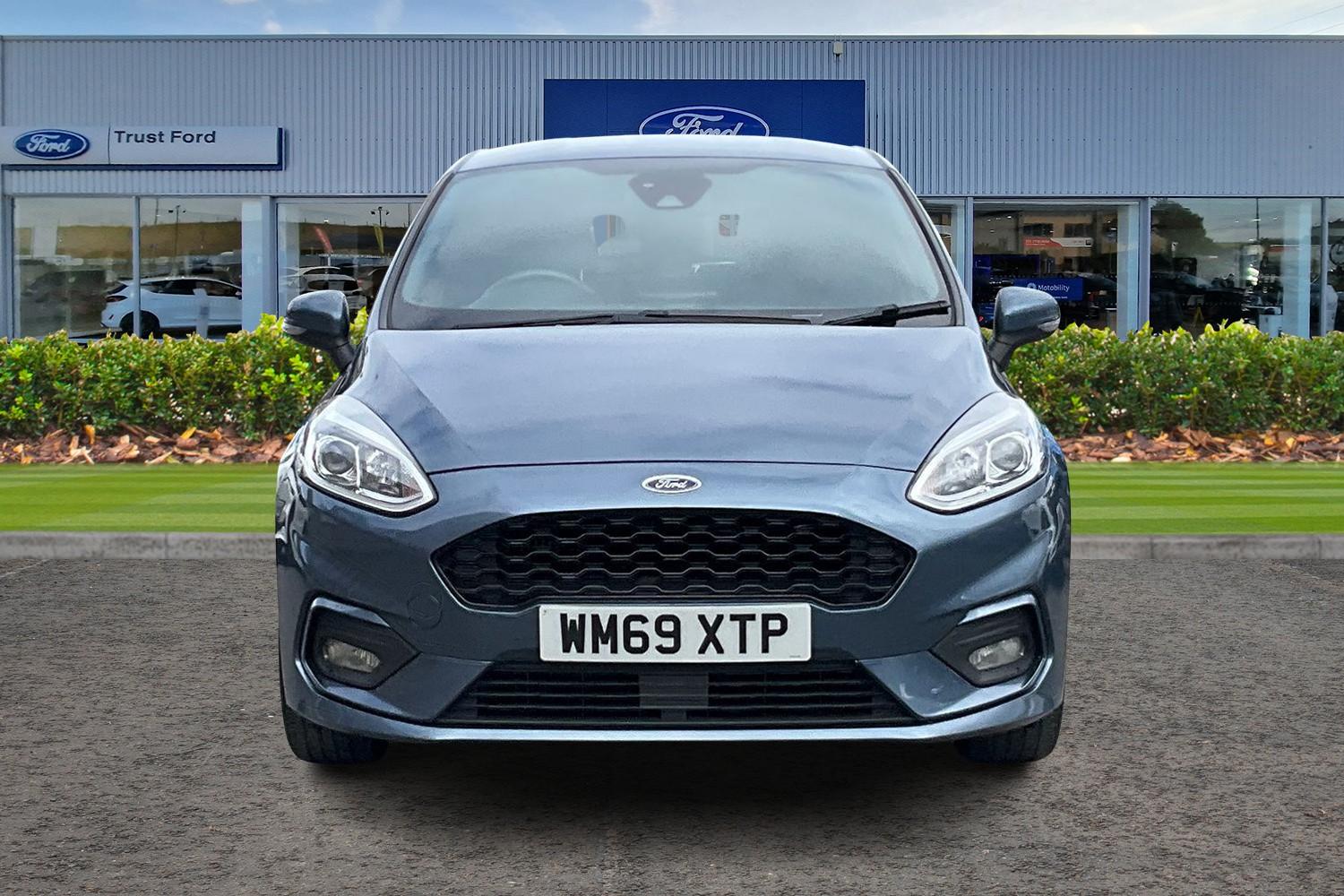 Ford FIESTA Photo 5