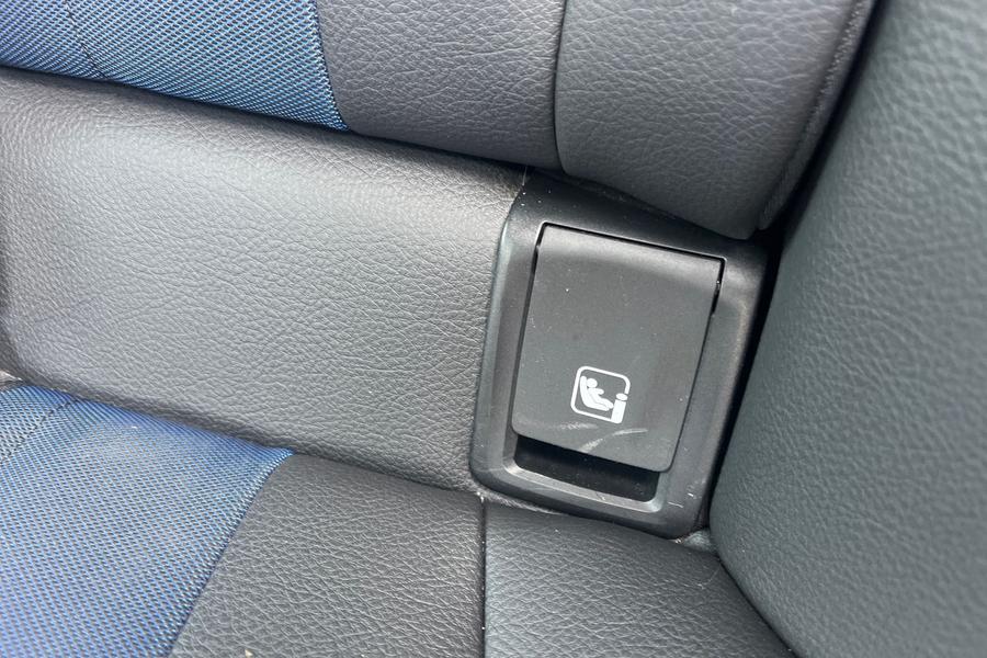 BMW 2 SERIES Photo autoimg-48b4a2f1c1f9034c1718827becb094707b48f48b.jpg