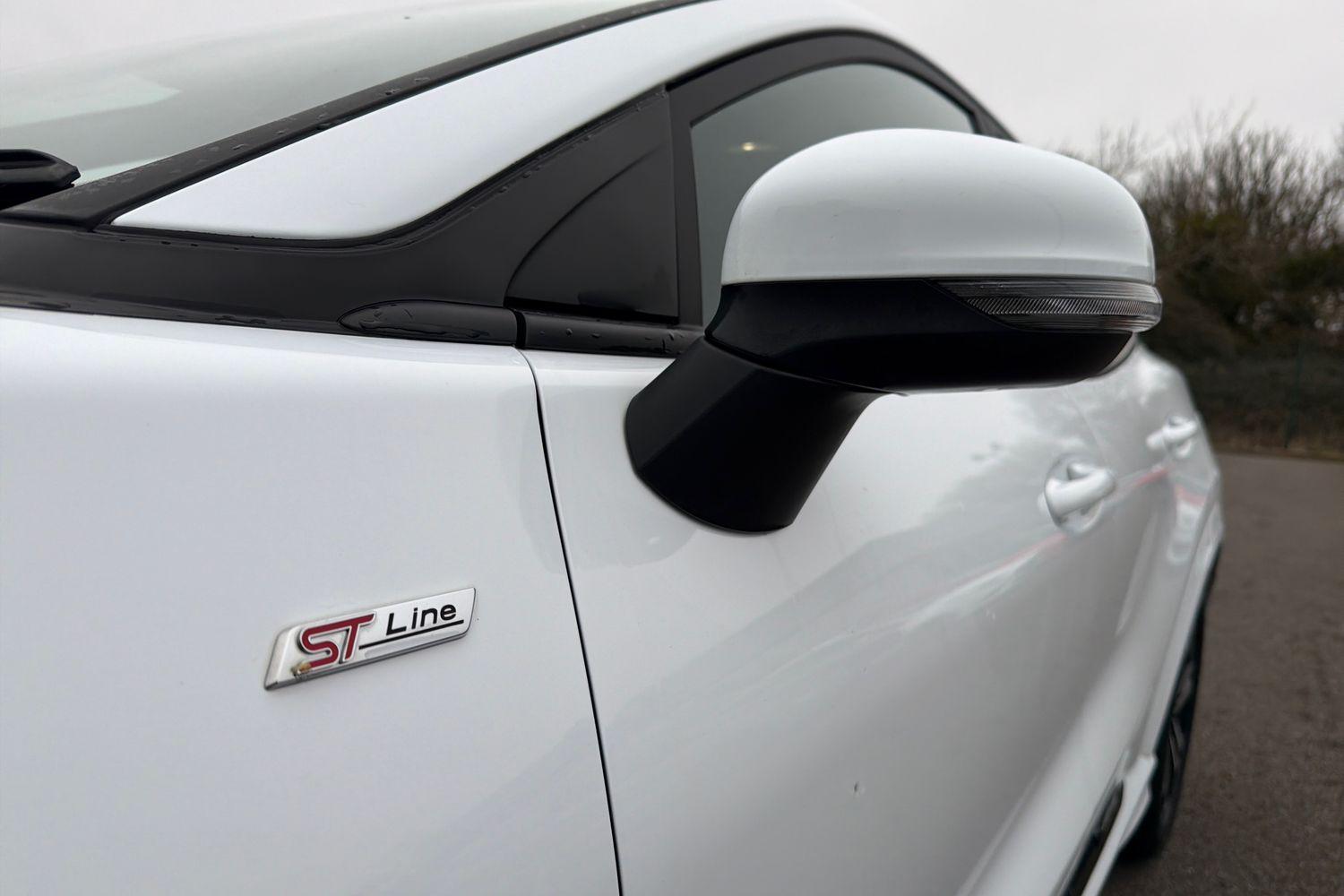 Ford PUMA Photo 24