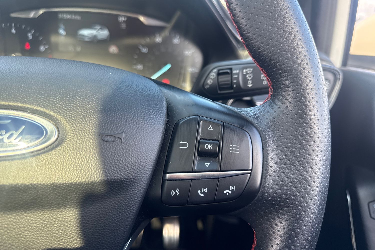 Ford FIESTA Photo 31