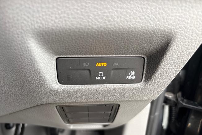 VOLKSWAGEN Crafter Photo 27