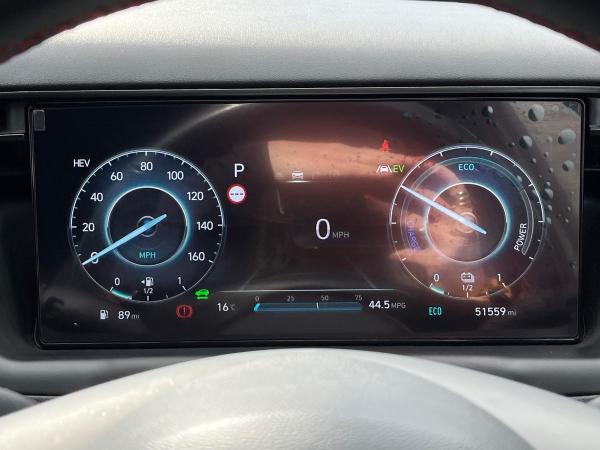 Hyundai TUCSON Photo autoimg-48caee15cd96e93f0487bc4a6b2c284168591338.jpg