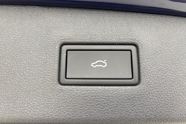 VOLKSWAGEN Tiguan Allspace Photo 22