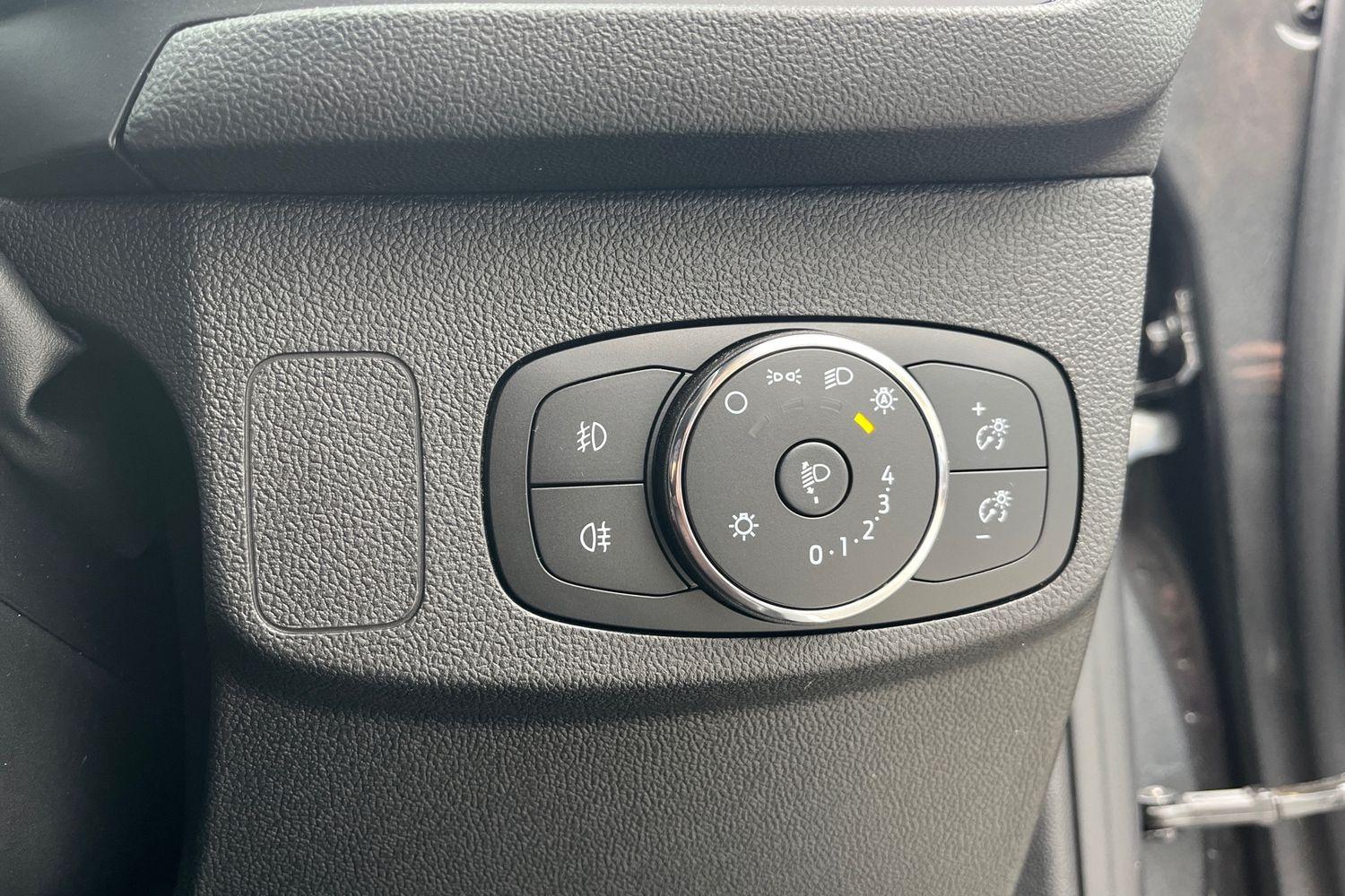 Ford FOCUS Photo 26