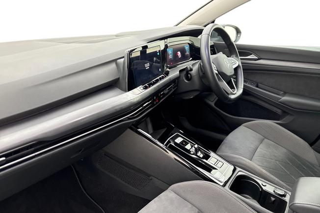 VOLKSWAGEN Golf Photo 2