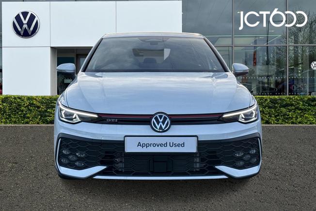 Volkswagen Golf Photo 8