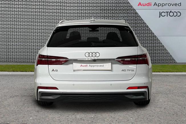AUDI A6 Avant Photo 7
