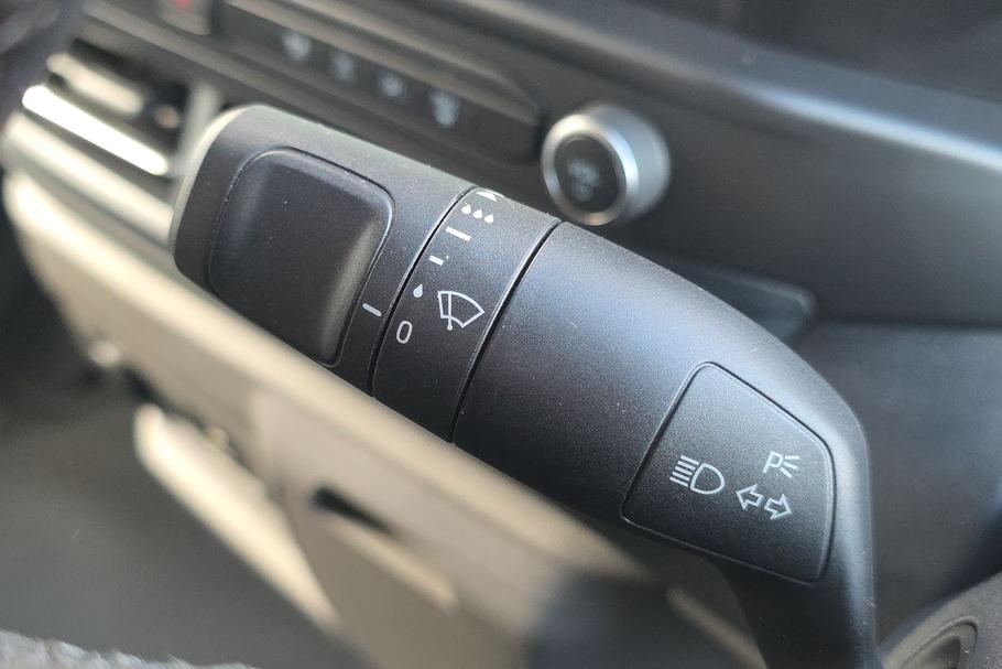 Used FORD TRANSIT CUSTOM WV75ZDX 32