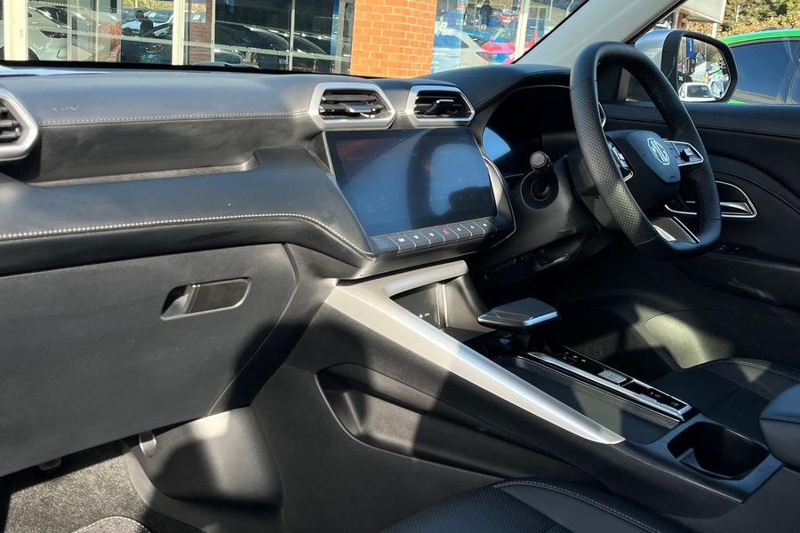 MG Motor UK ZS Photo autoimg-48e3fa8555663439519cfaeca029e6bdad9396bc.jpg