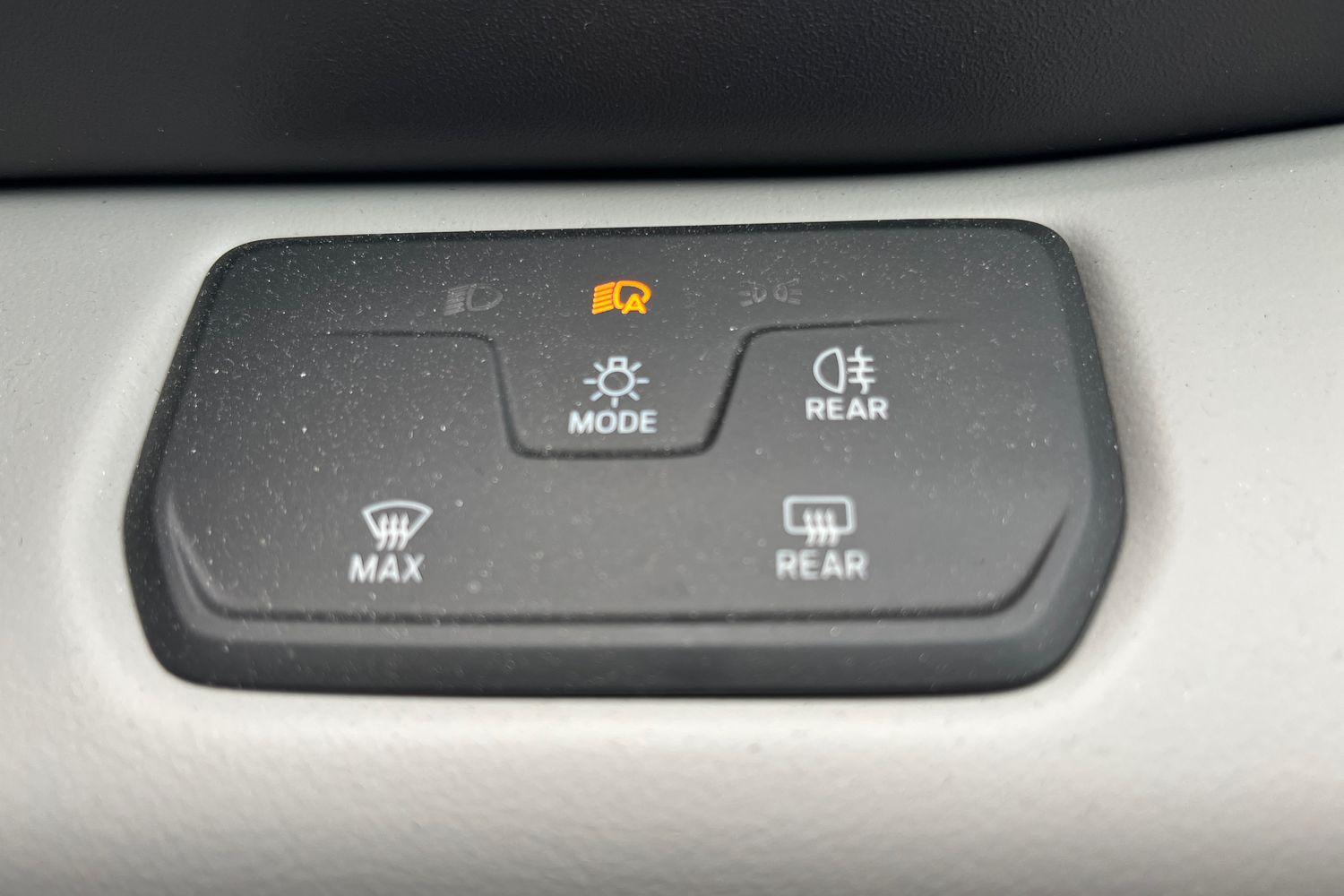 Ford Explorer Photo 22