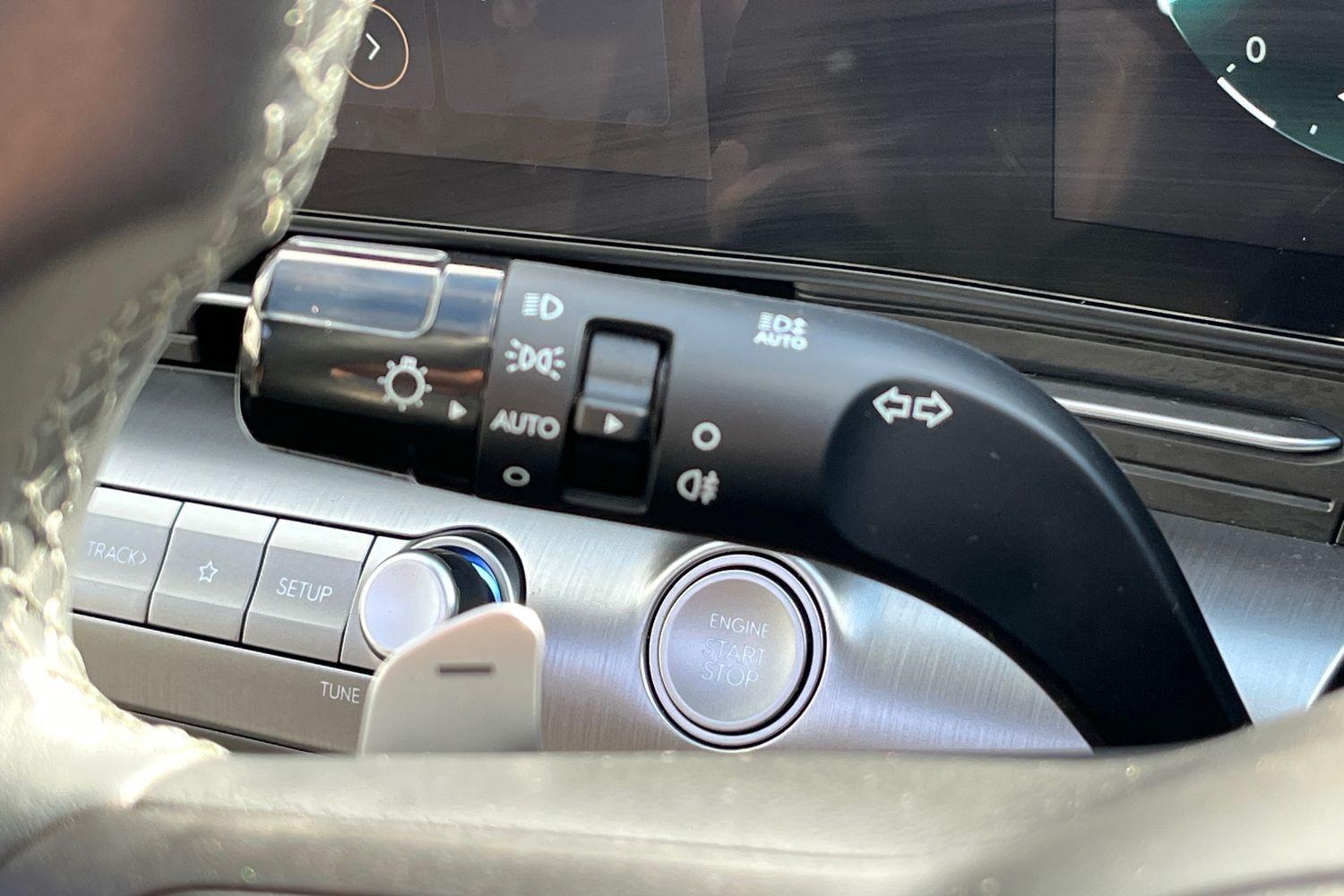 Hyundai KONA Photo 13