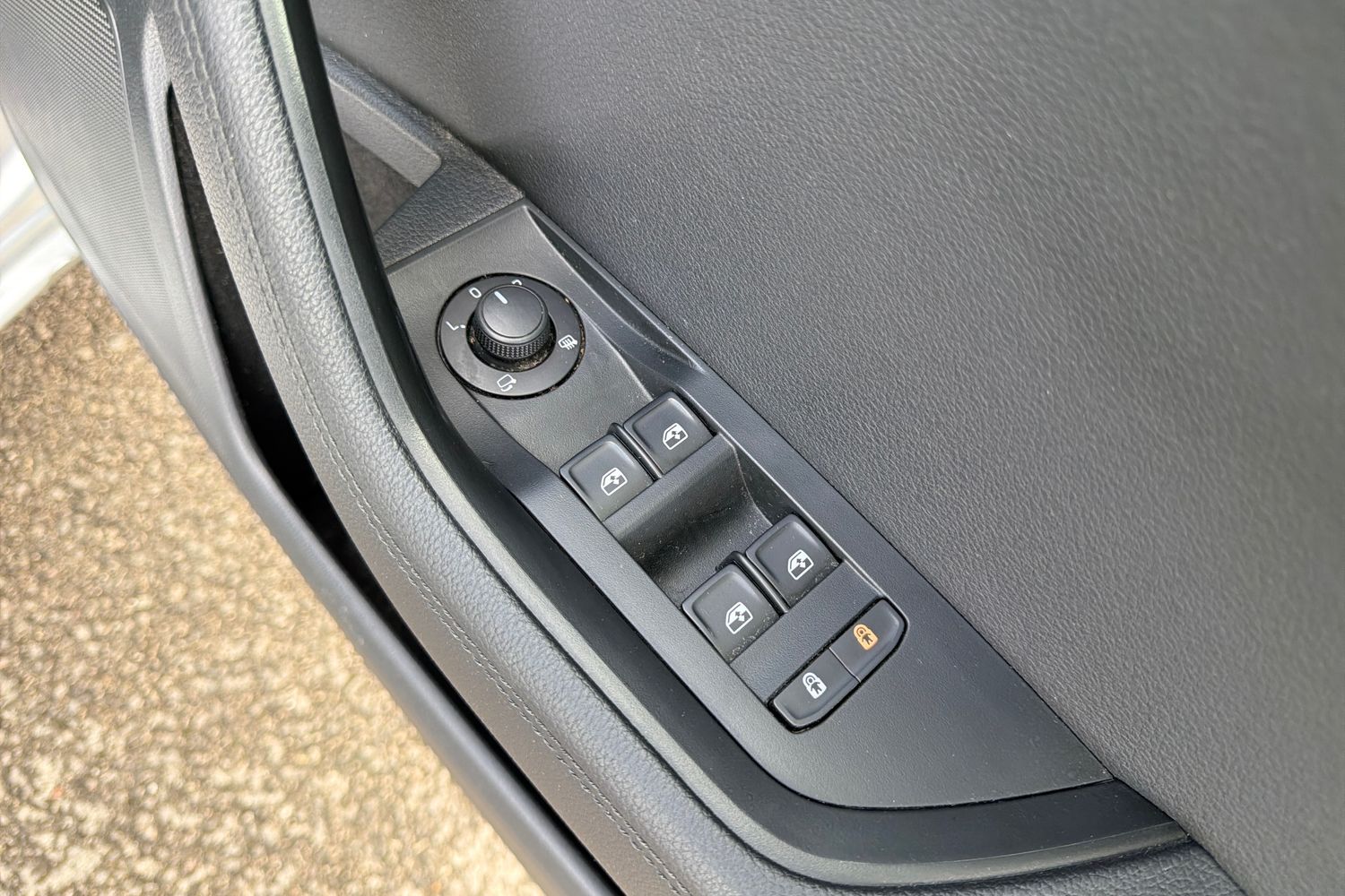 Skoda Superb Photo 15