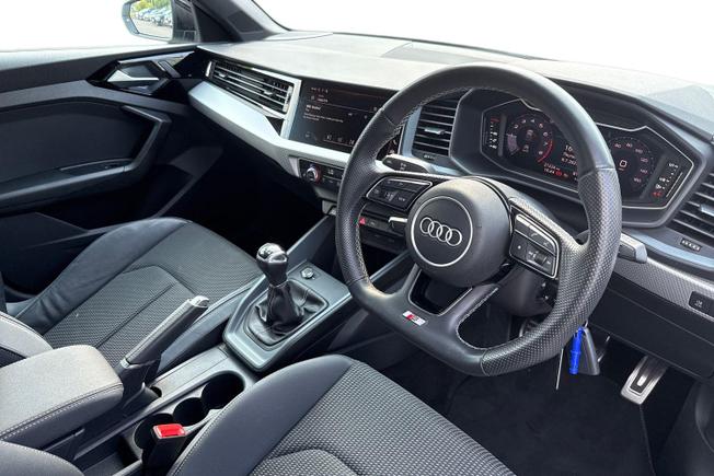 AUDI A1 Photo 6