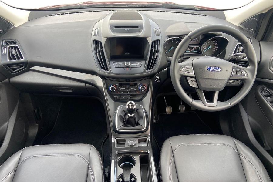 Ford KUGA Photo autoimg-48ea446ba4e38edf0f8581111843696a7acb5b5a.jpg