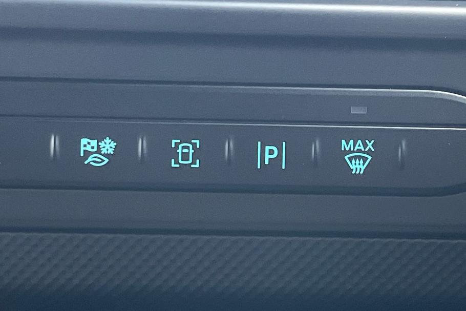 Used Ford E-TRANSIT CUSTOM MJ75WJL 32