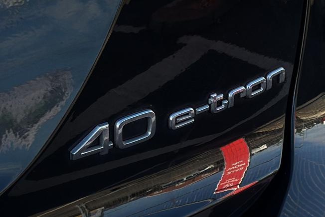 Audi Q4 e-tron Photo 50