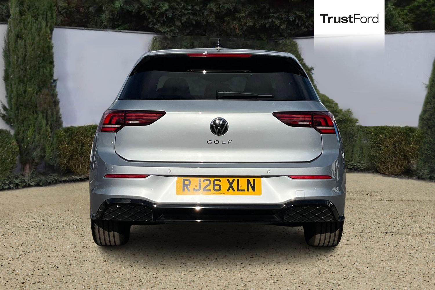Volkswagen Golf Photo 6