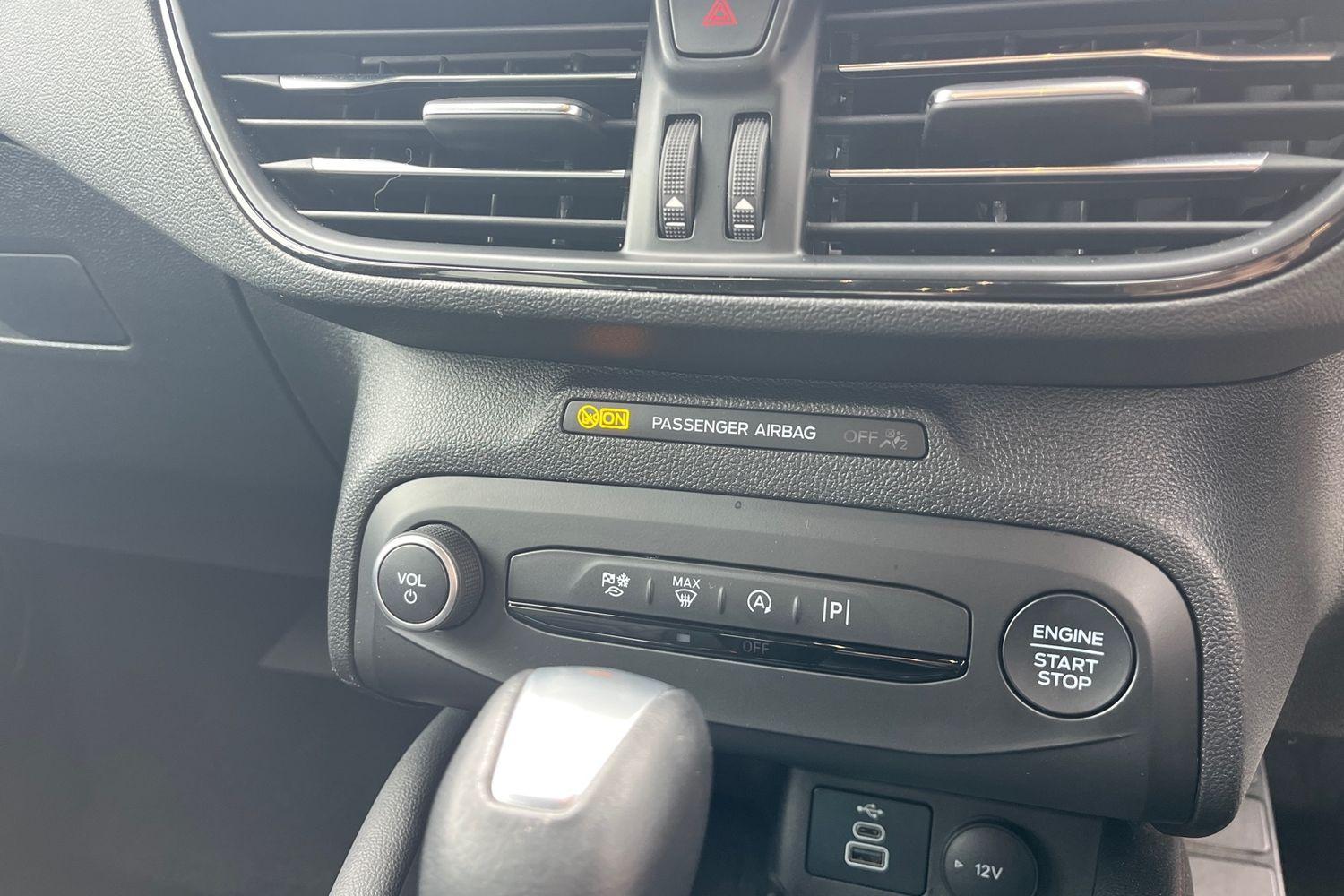 Ford FOCUS Photo 37