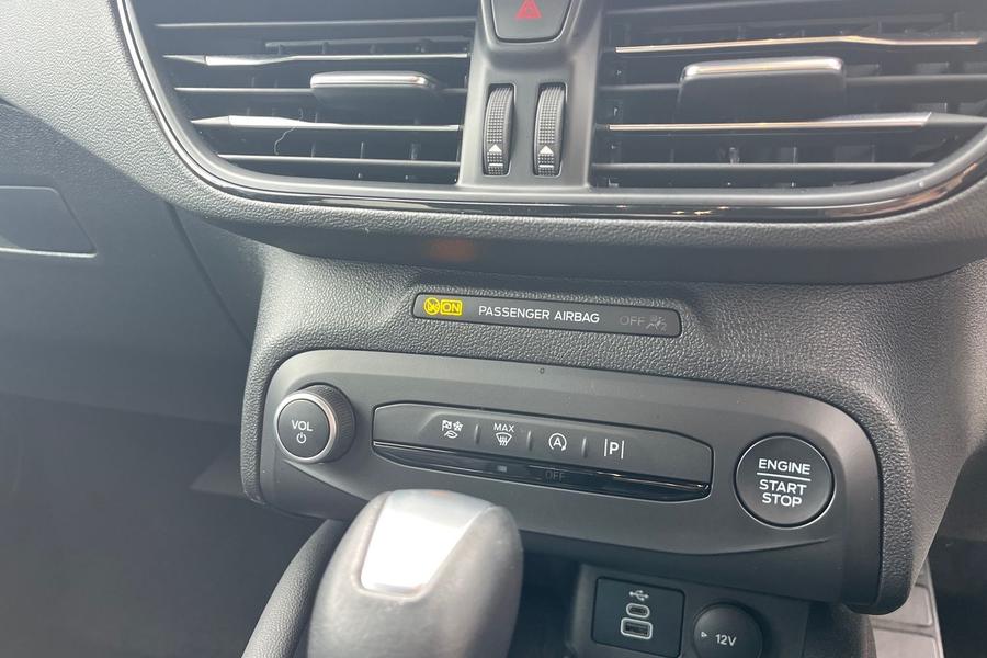 Ford FOCUS Photo autoimg-48f4ddf09412679dab4d774eb916eb888ca2b288.jpg