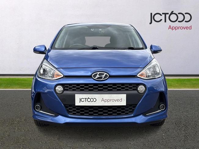 HYUNDAI i10 Photo 8