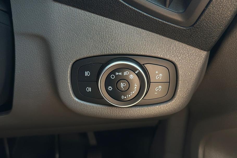 Used Ford Transit Connect VA19WKW 17