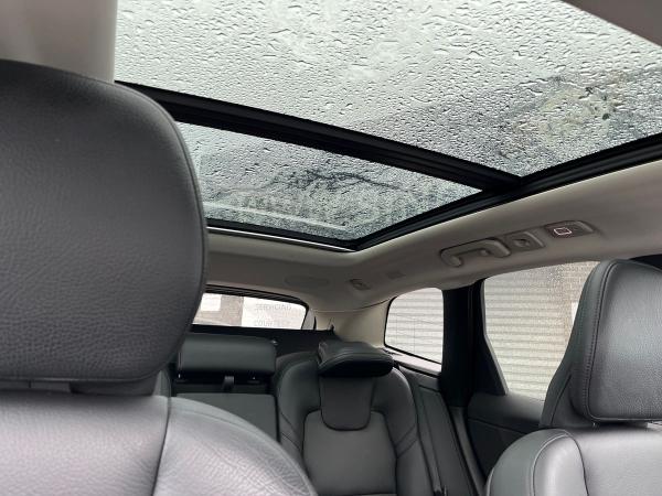 Volvo XC60 Photo autoimg-490225e9f54f7cc37348ca0f957a5cc689919697.jpg