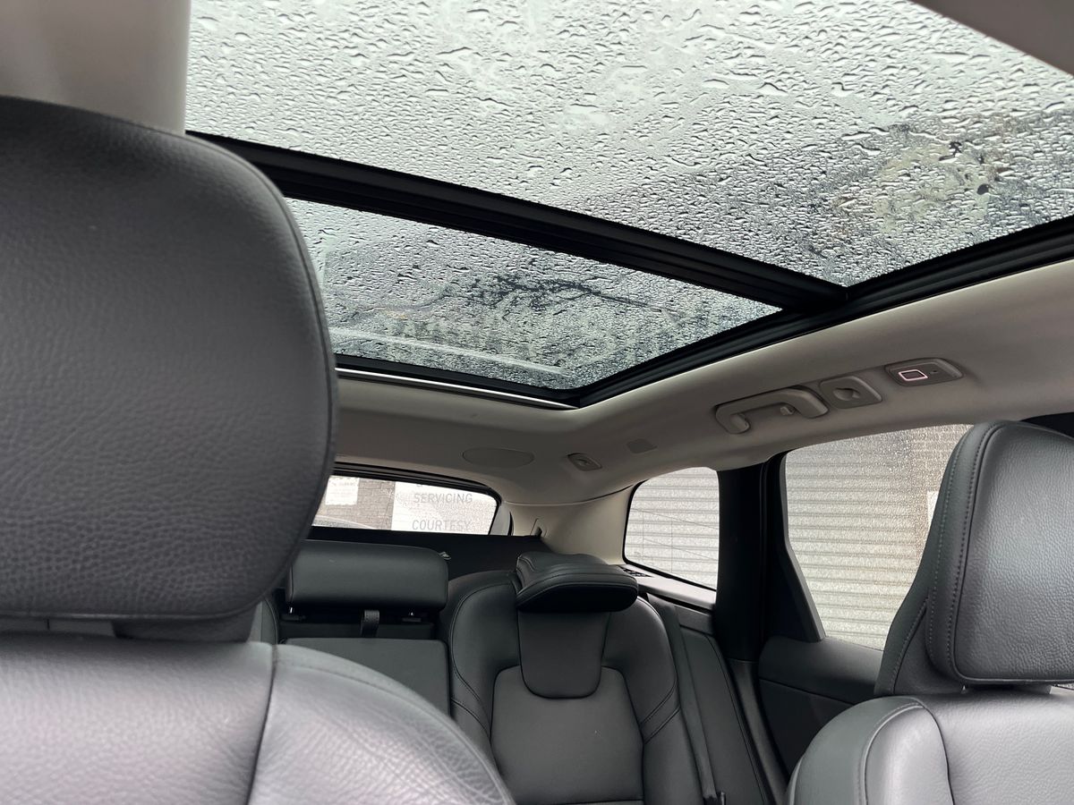 Volvo XC60 Photo 17
