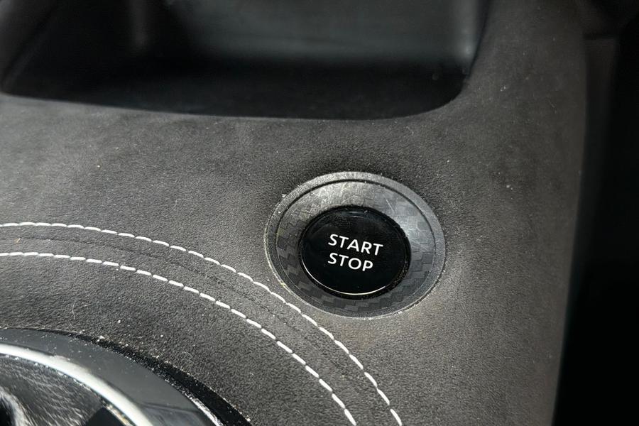 Nissan JUKE Photo autoimg-490277ea4931501312288ac6415999de1fa129f8.jpg