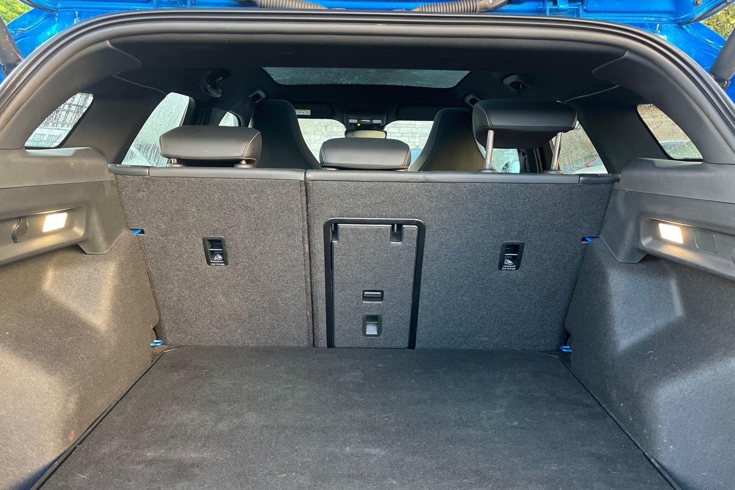 Ford EXPLORER Photo 20