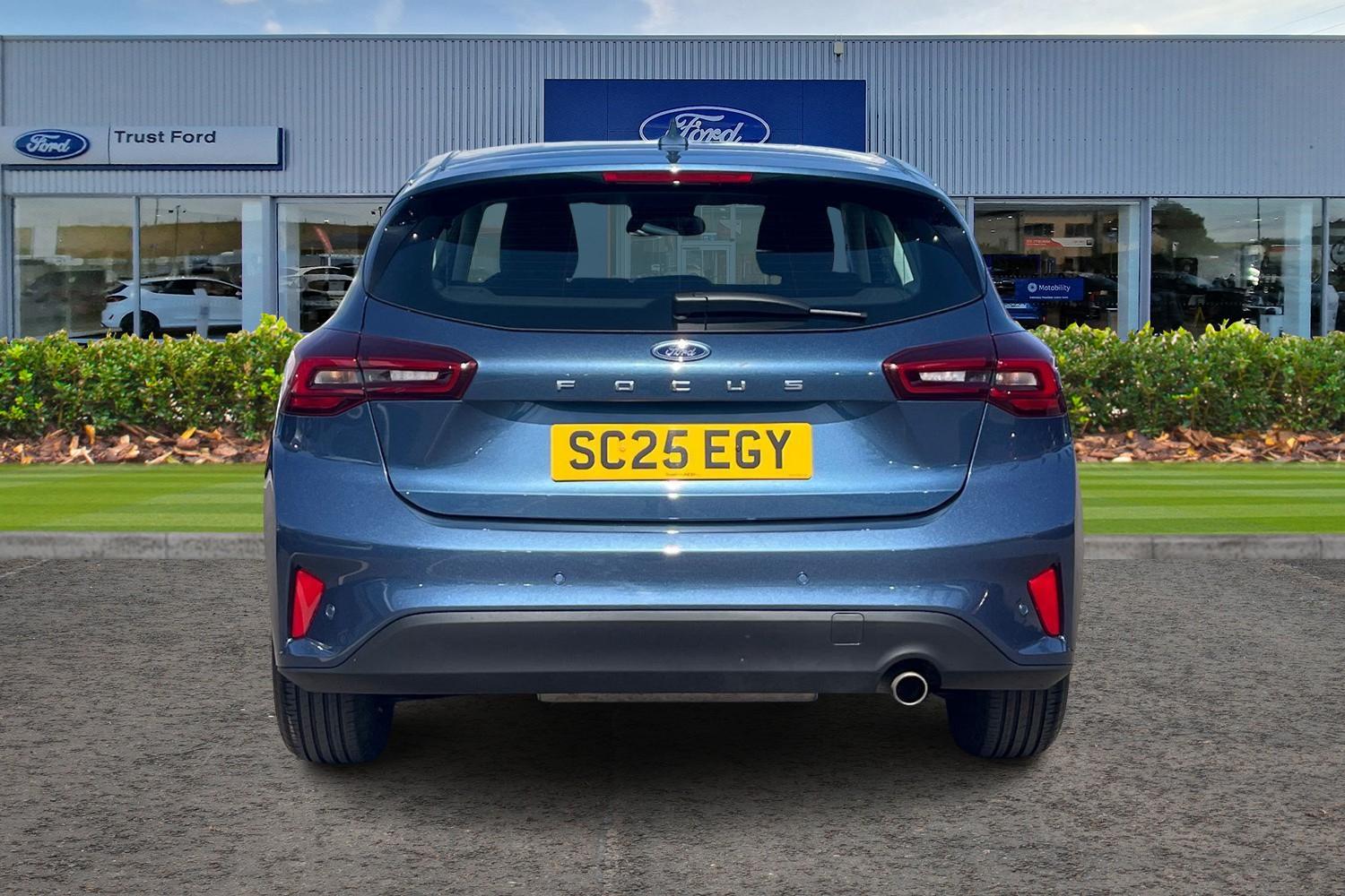 Ford Focus Photo 6