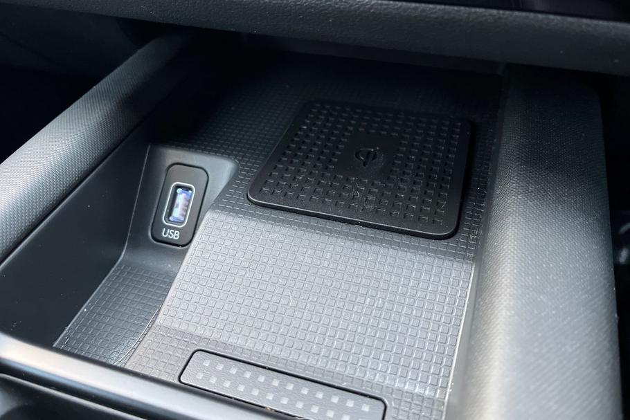 Used Hyundai IONIQ 6 32