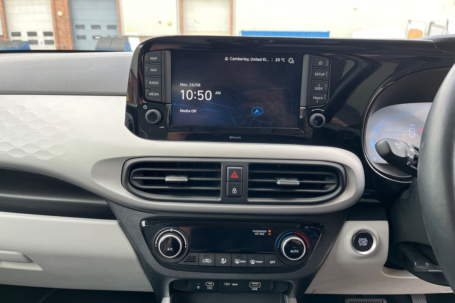 Hyundai i10 Photo 31