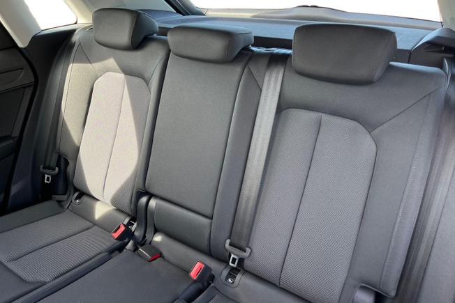 Audi Q3 Photo 9