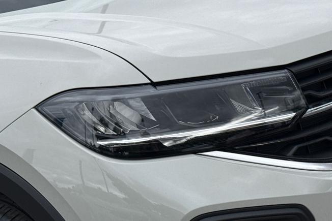 VOLKSWAGEN T-Cross Photo 19