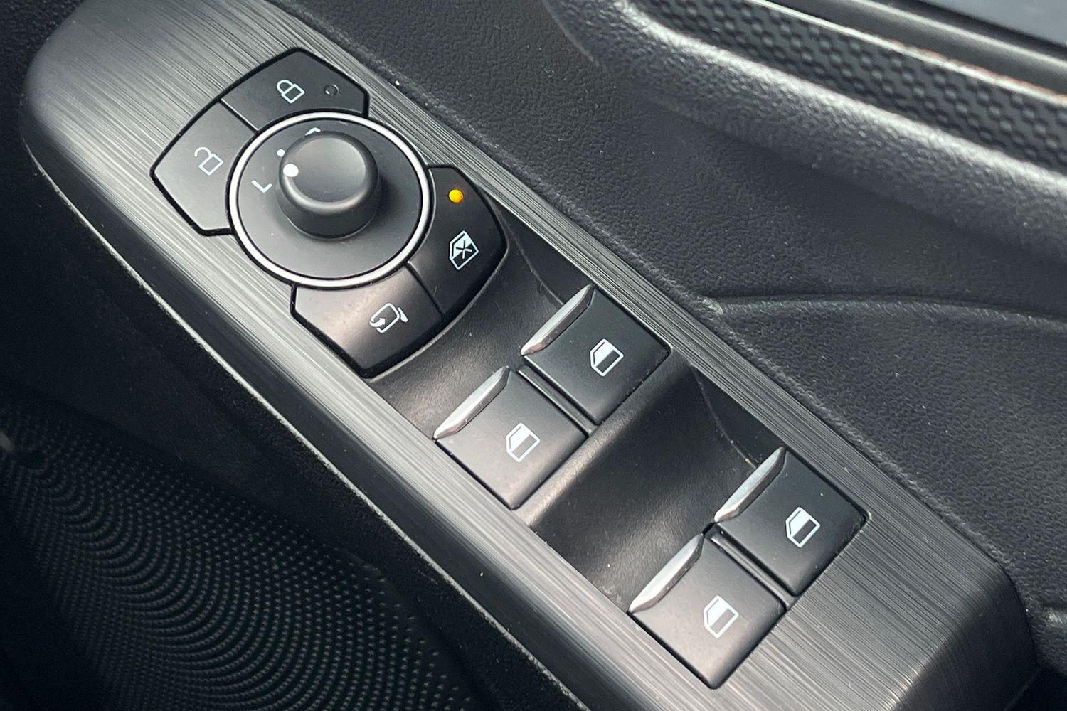 Ford KUGA Photo 15
